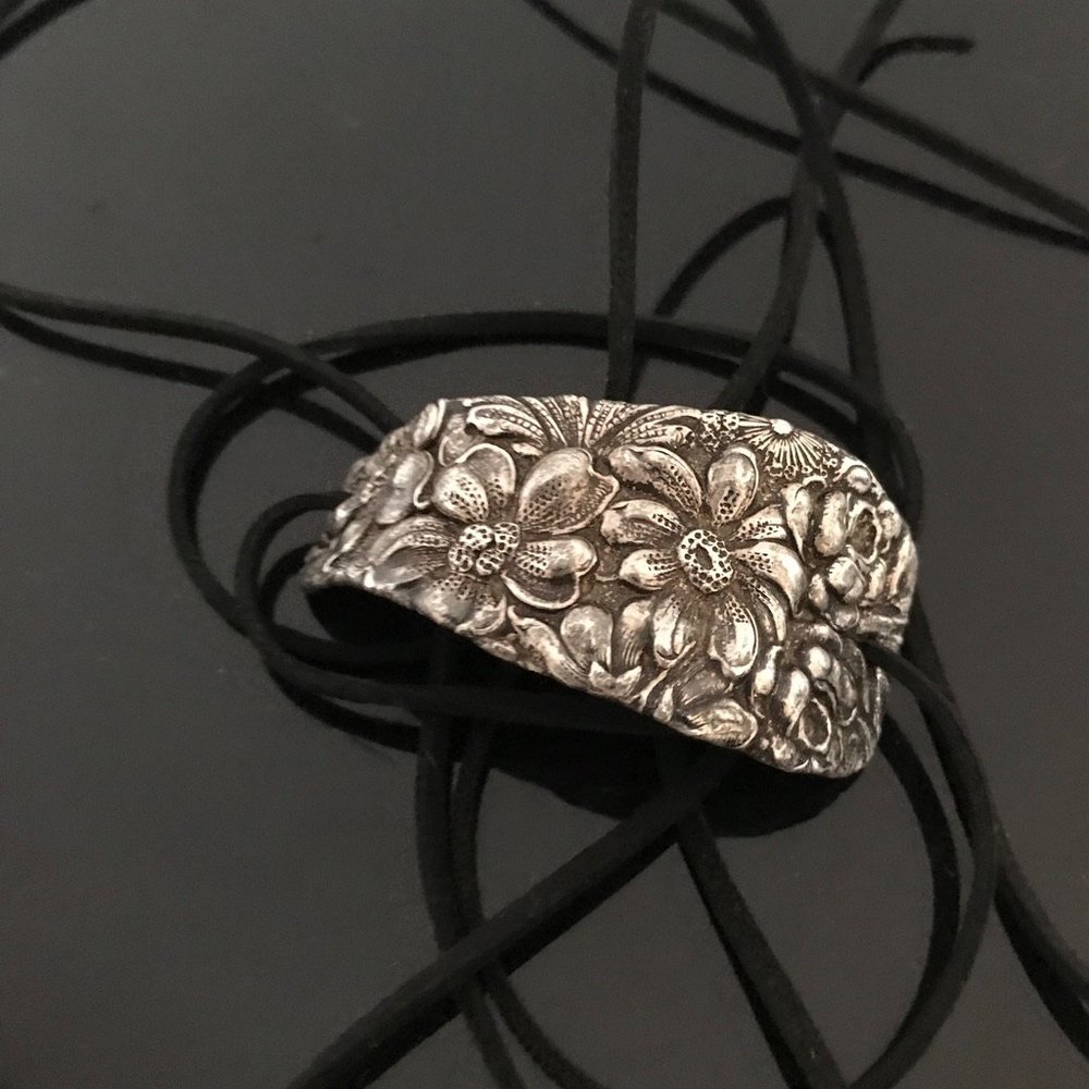 Sterling Silver Cuff Bracelet Leather Yoga Wrap Tie Antique Floral 925 Victorian - Picture 6 of 7